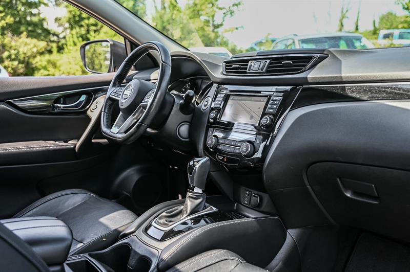 nissan Rogue Sport 2018 - 32