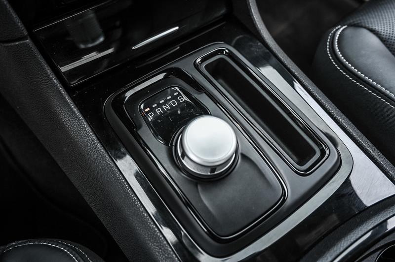 chrysler 300 2022 - 20