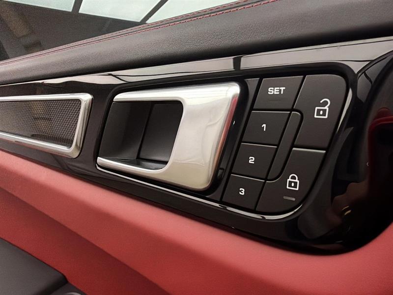 porsche Cayenne 2023 - 28