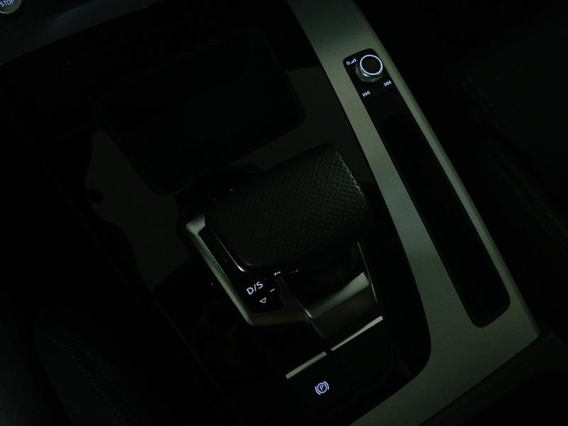 audi Q5 2023 - 16
