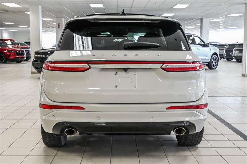 lincoln Corsair 2022 - 8
