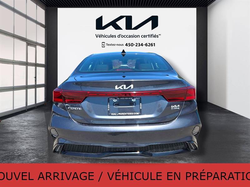 kia Forte 2023 - 12