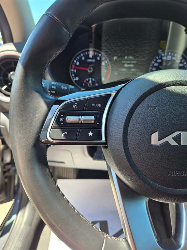kia Forte 2023 - 14