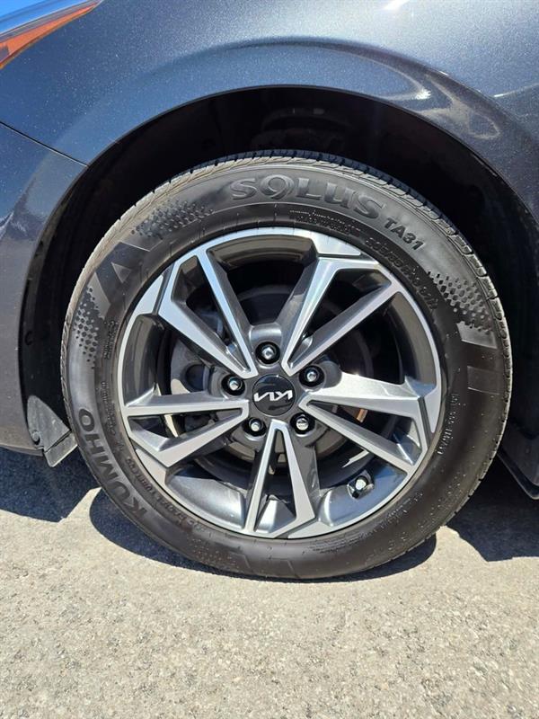 kia Forte 2023 - 21