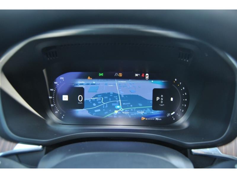 2023 Volvo XC60 - Image 15