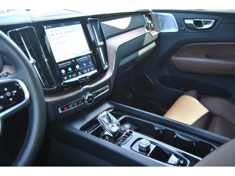 2023 Volvo XC60 - Image 16