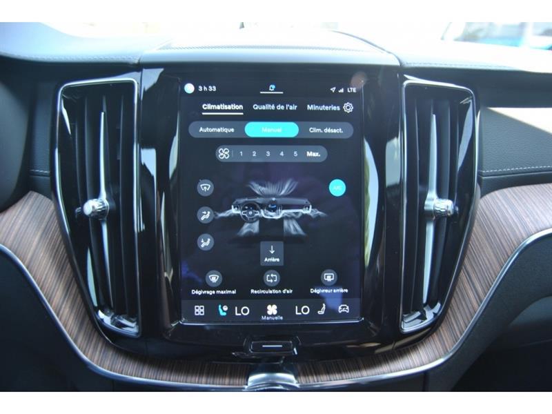 2023 Volvo XC60 - Image 21