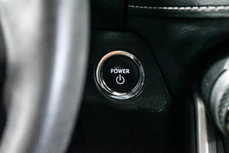 2023 Toyota RAV4 - Image 31