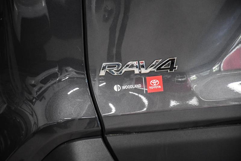 2023 Toyota RAV4 - Image 38