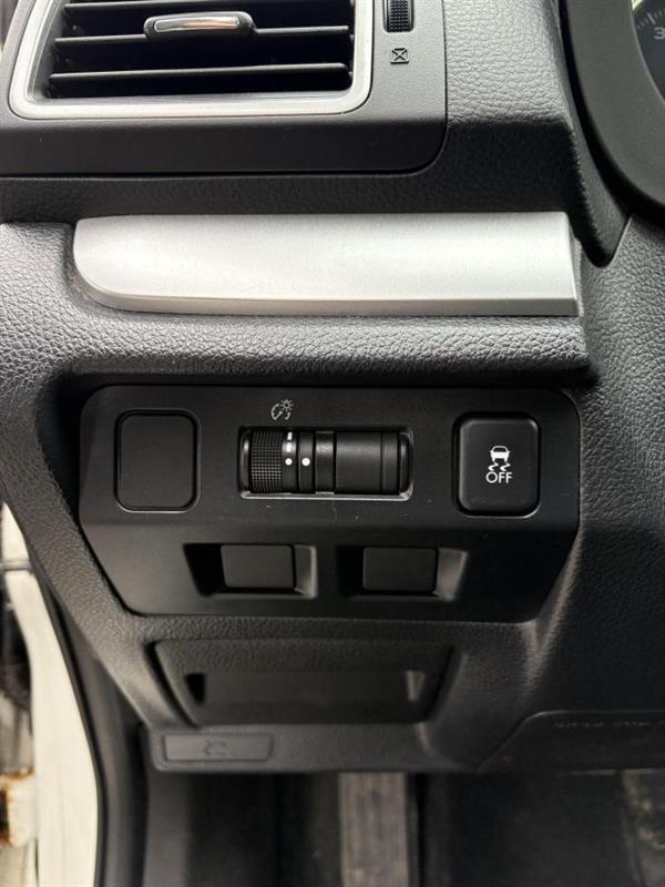 2017 Subaru Crosstrek - Image 20