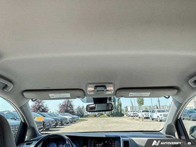 toyota Sienna 2020 - 23