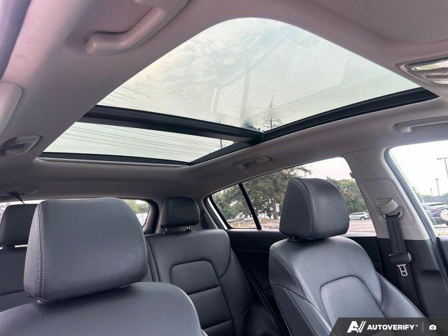 kia Sportage 2022 - 25