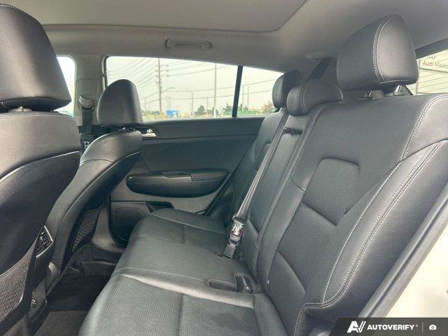 kia Sportage 2022 - 26