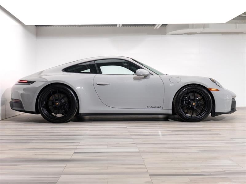 porsche 911 2025 - 15