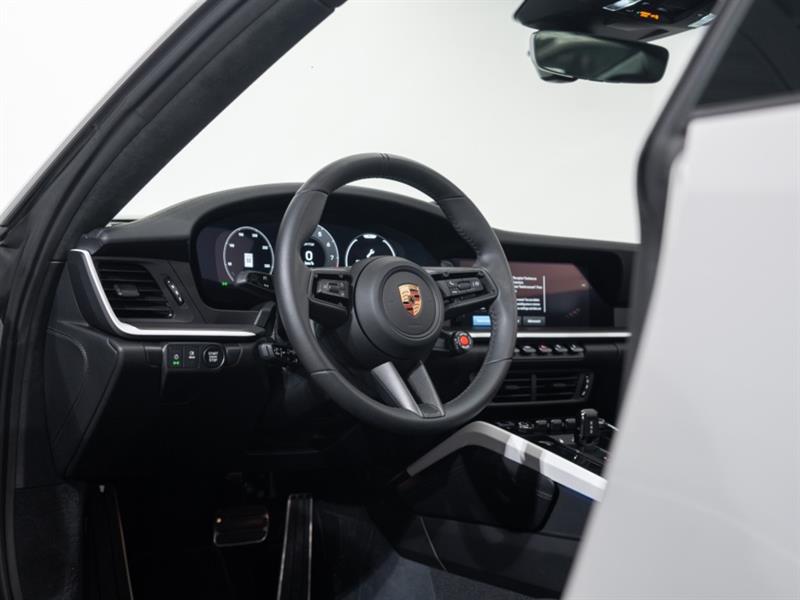 porsche 911 2025 - 29