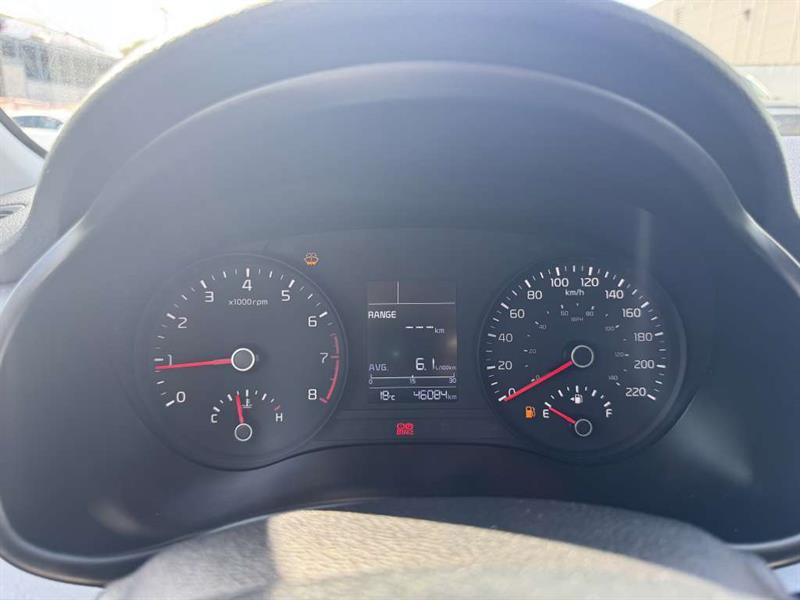 kia Rio 2022 - 11