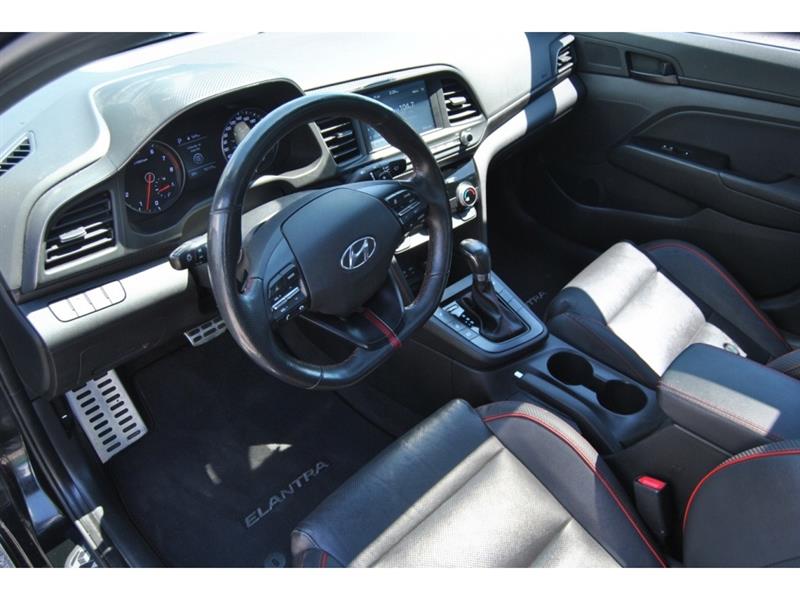 hyundai Elantra 2019 - 12