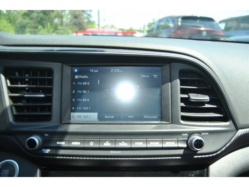 hyundai Elantra 2019 - 16