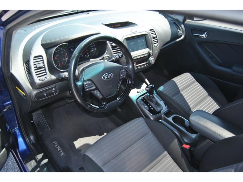 kia Forte 2018 - 12