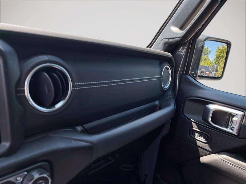 jeep Gladiator 2023 - 26