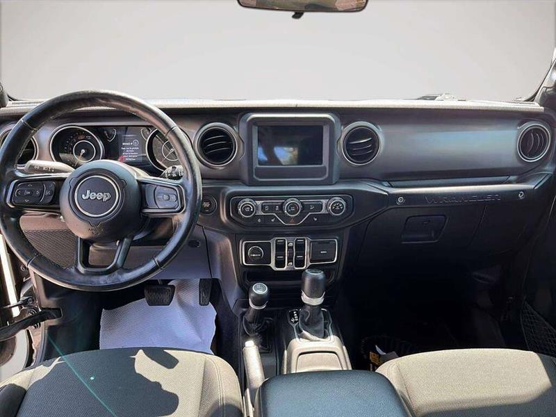 jeep Wrangler 2019 - 10