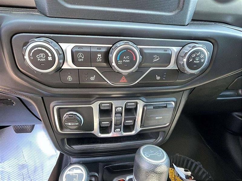 jeep Wrangler 2019 - 24