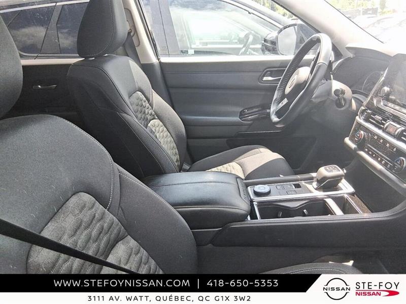nissan Pathfinder 2022 - 3