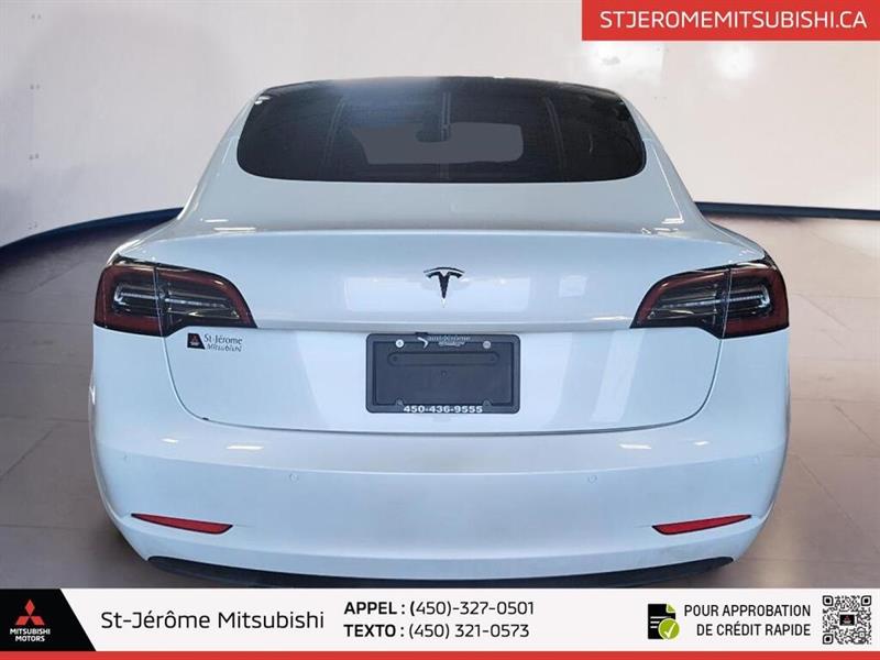 tesla Model 3 2022 - 4