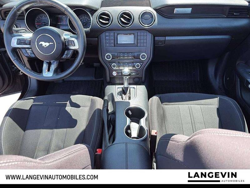 ford Mustang 2022 - 8