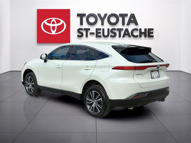 toyota Venza 2022 - 8