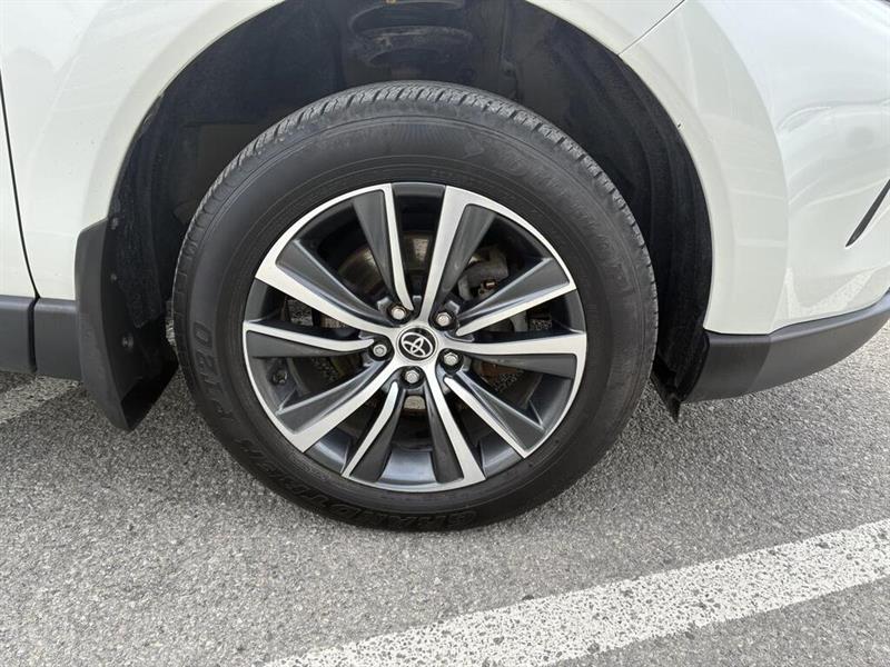 toyota Venza 2022 - 11