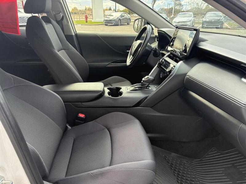 toyota Venza 2022 - 12