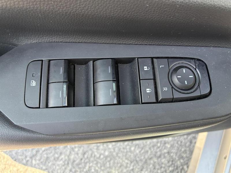 toyota Prius Prime 2024 - 11