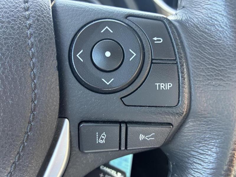 toyota Corolla 2018 - 12
