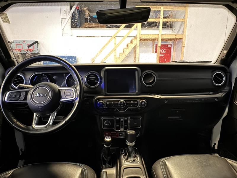 jeep Wrangler 2022 - 11