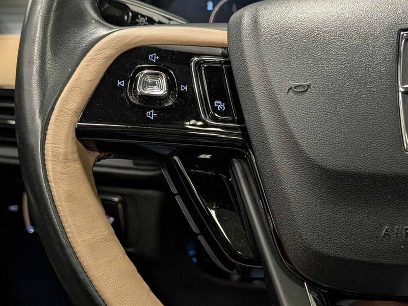 lincoln Corsair 2022 - 13