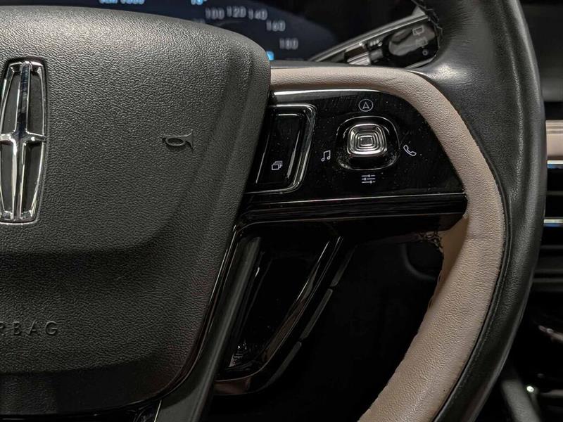 lincoln Corsair 2022 - 17
