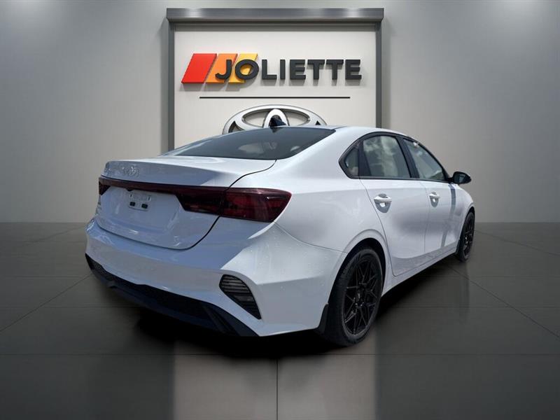 kia Forte 2022 - 3
