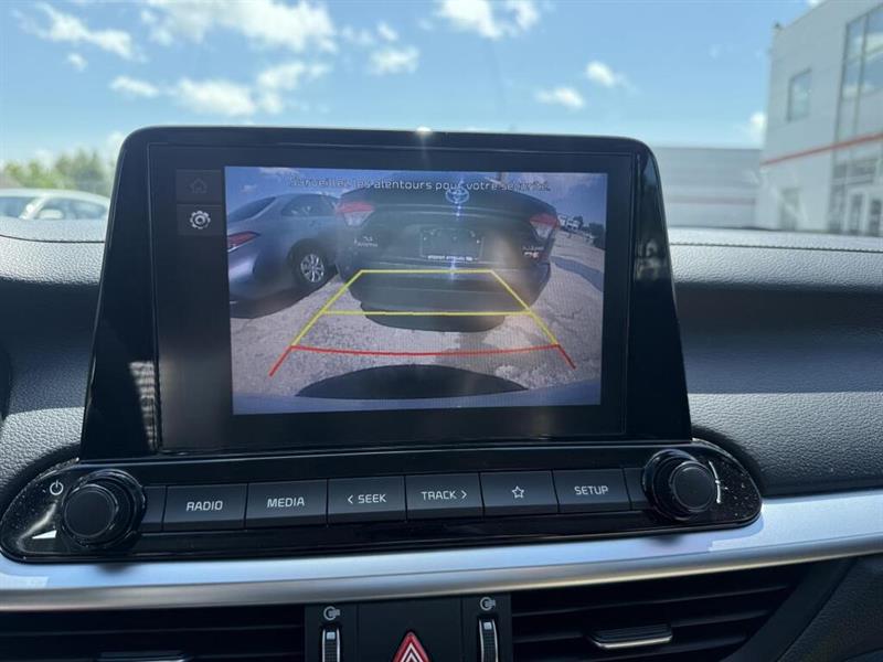 kia Forte 2022 - 11