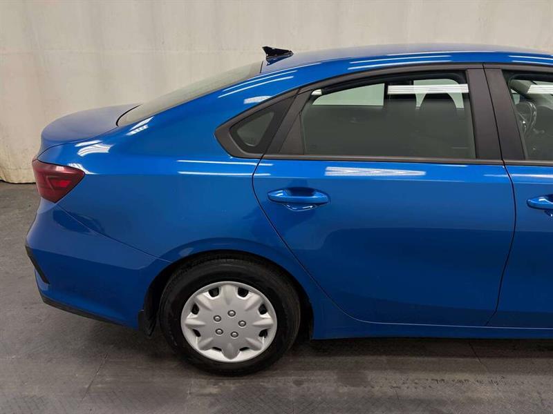 kia Forte 2021 - 12