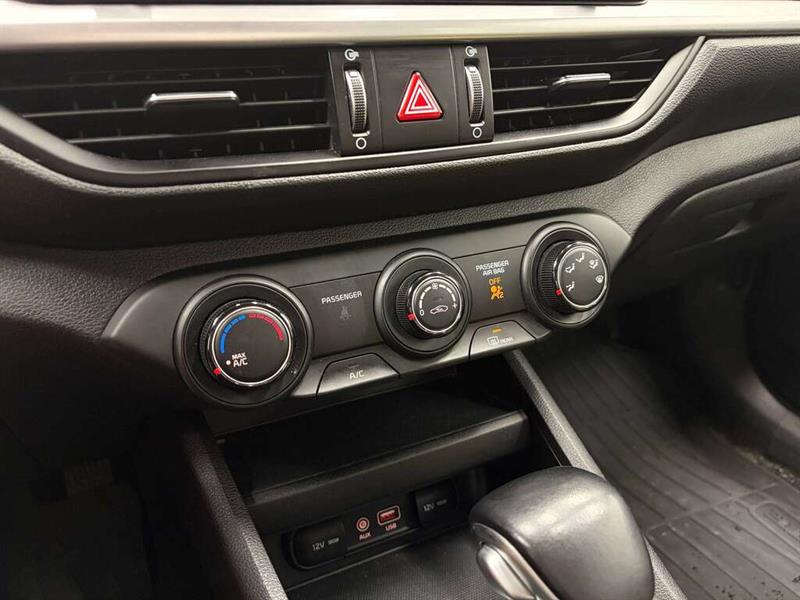 kia Forte 2021 - 26