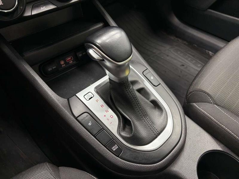 kia Forte 2021 - 27