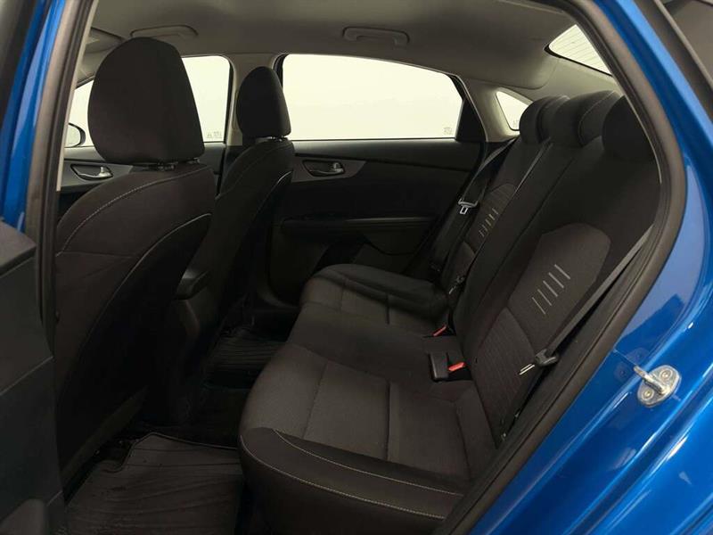 kia Forte 2021 - 28