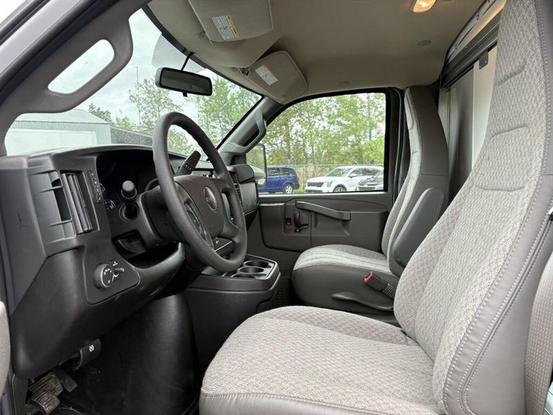 gmc Savana 2026 - 15