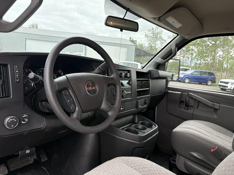 gmc Savana 2026 - 18