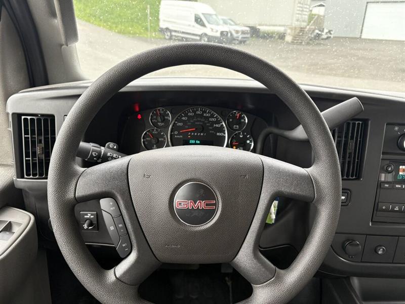 gmc Savana 2026 - 20