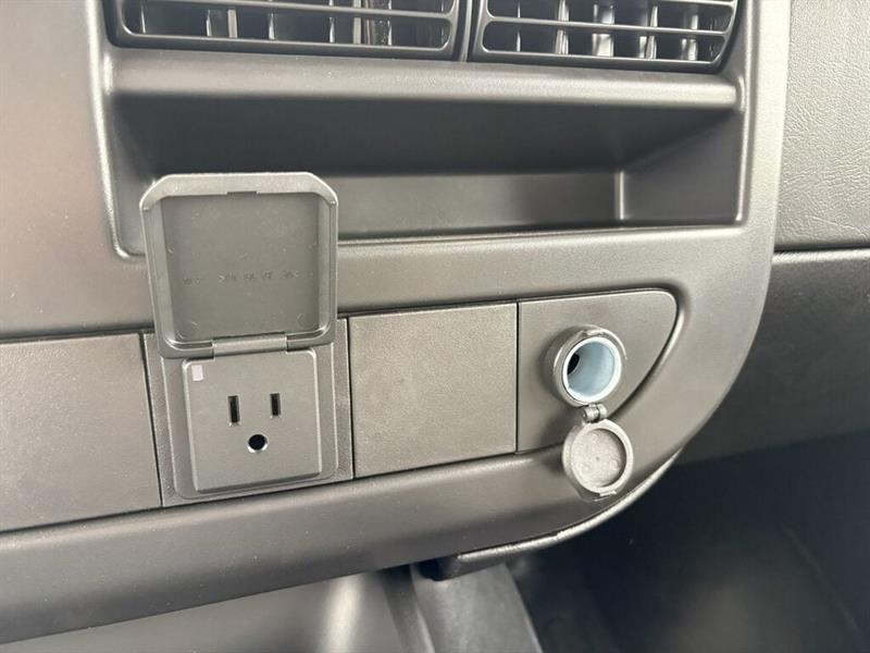 gmc Savana 2026 - 23