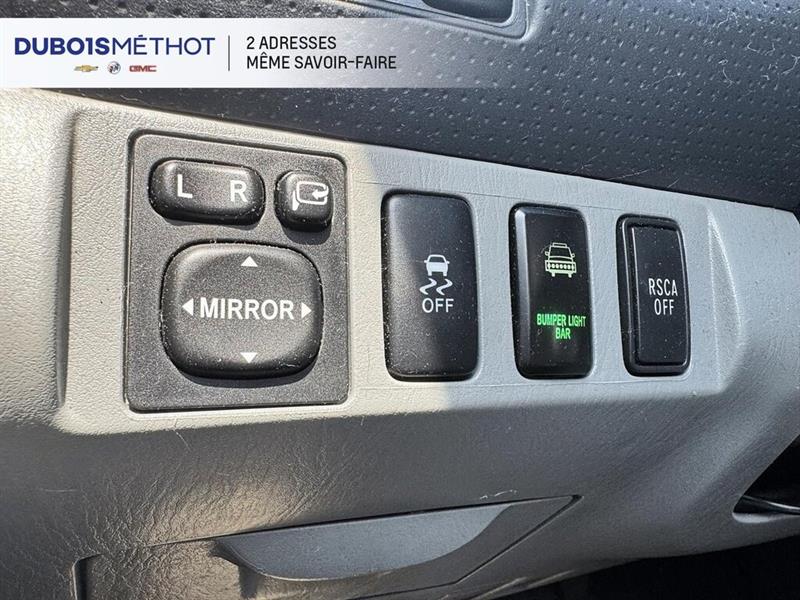 toyota Tacoma 2015 - 42