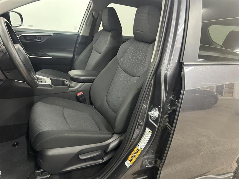 toyota RAV4 2025 - 12