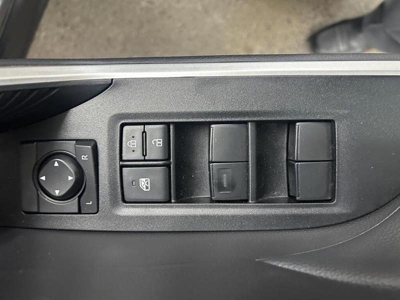 toyota RAV4 2025 - 13